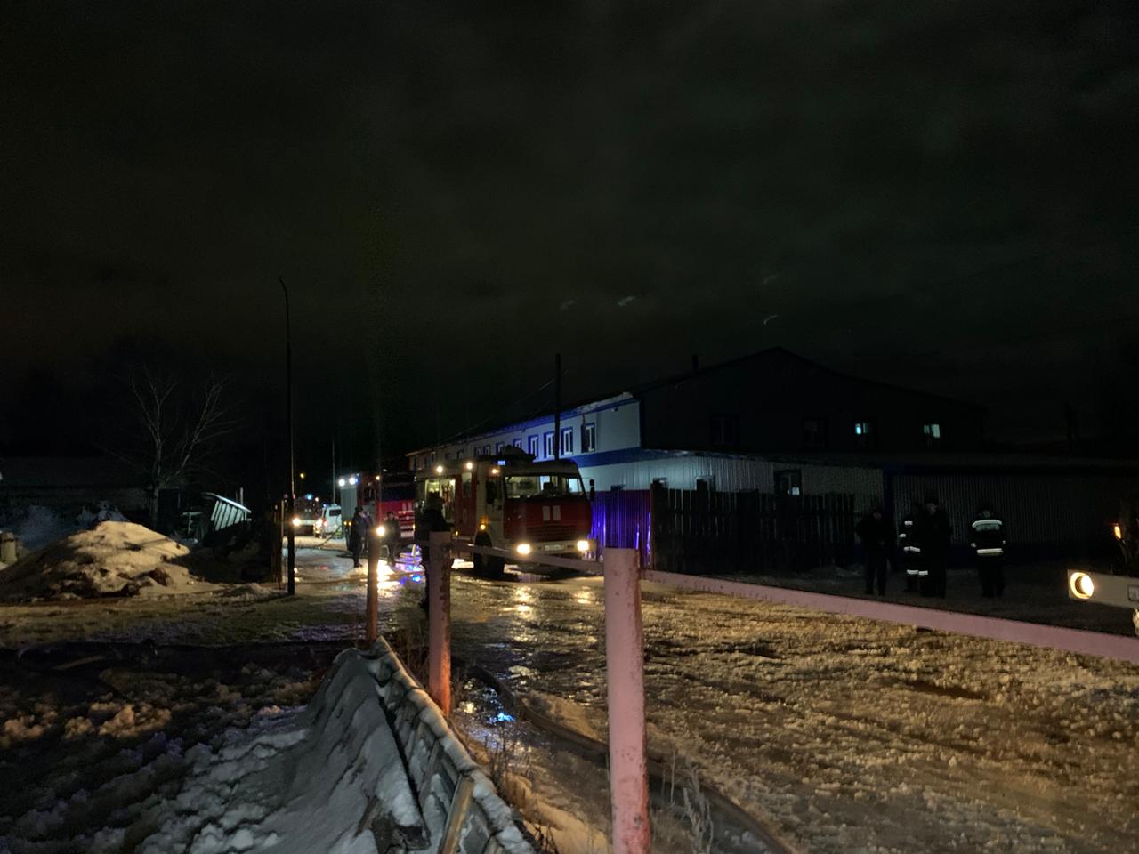 Пожар в радужном. Пожар в Радужном сегодня. Головино Радужная 10 пожар.