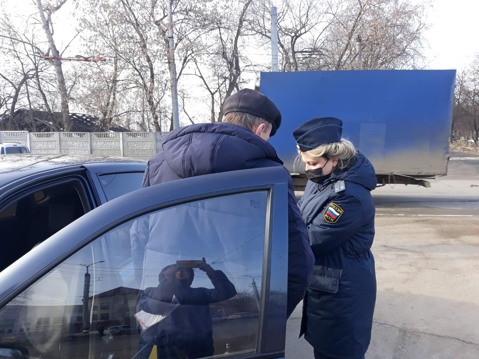 В Коврове судебные приставы арестовали 6 автомобилей, владельцы которых  задолжали в общей сумме 1 250 000 рублей