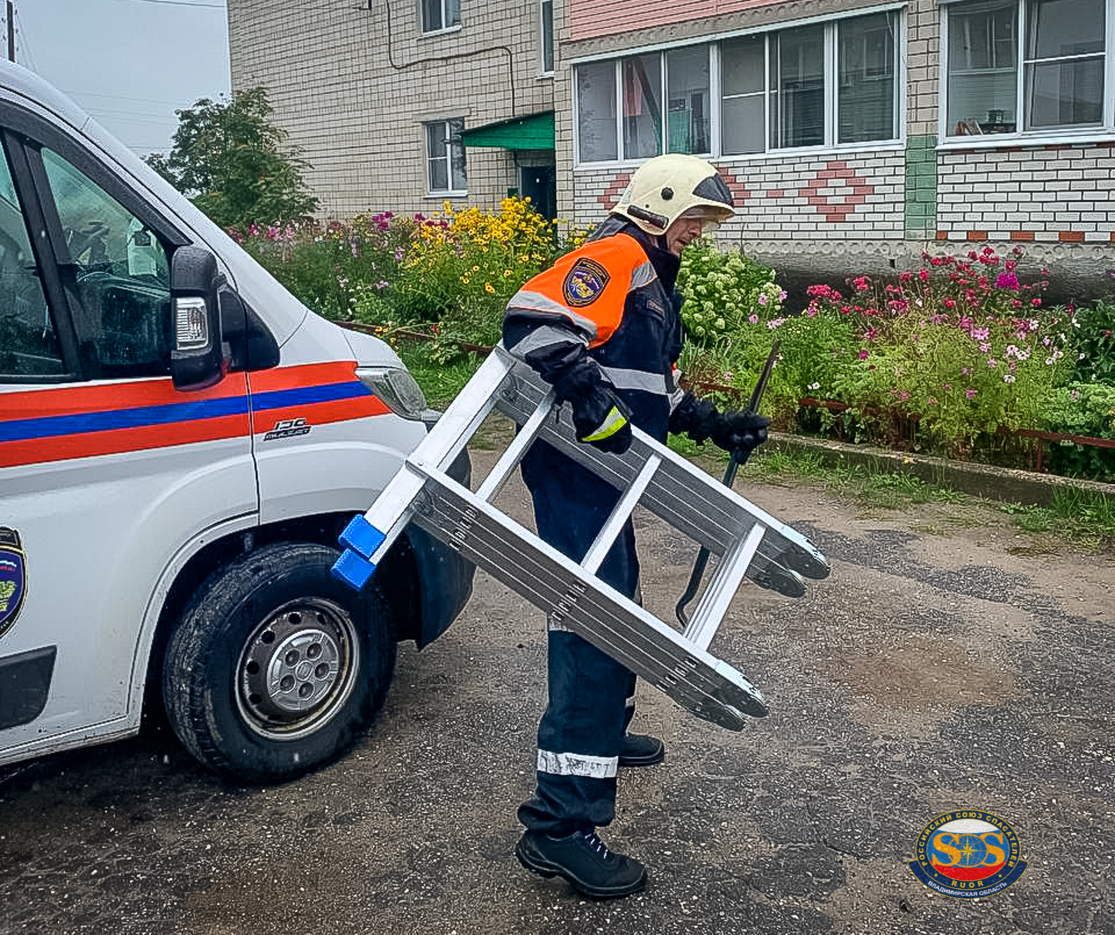 Спасатели помогли открыть дверь пожилой жительнице Камешковского района |  15.08.2023 | Владимир - БезФормата