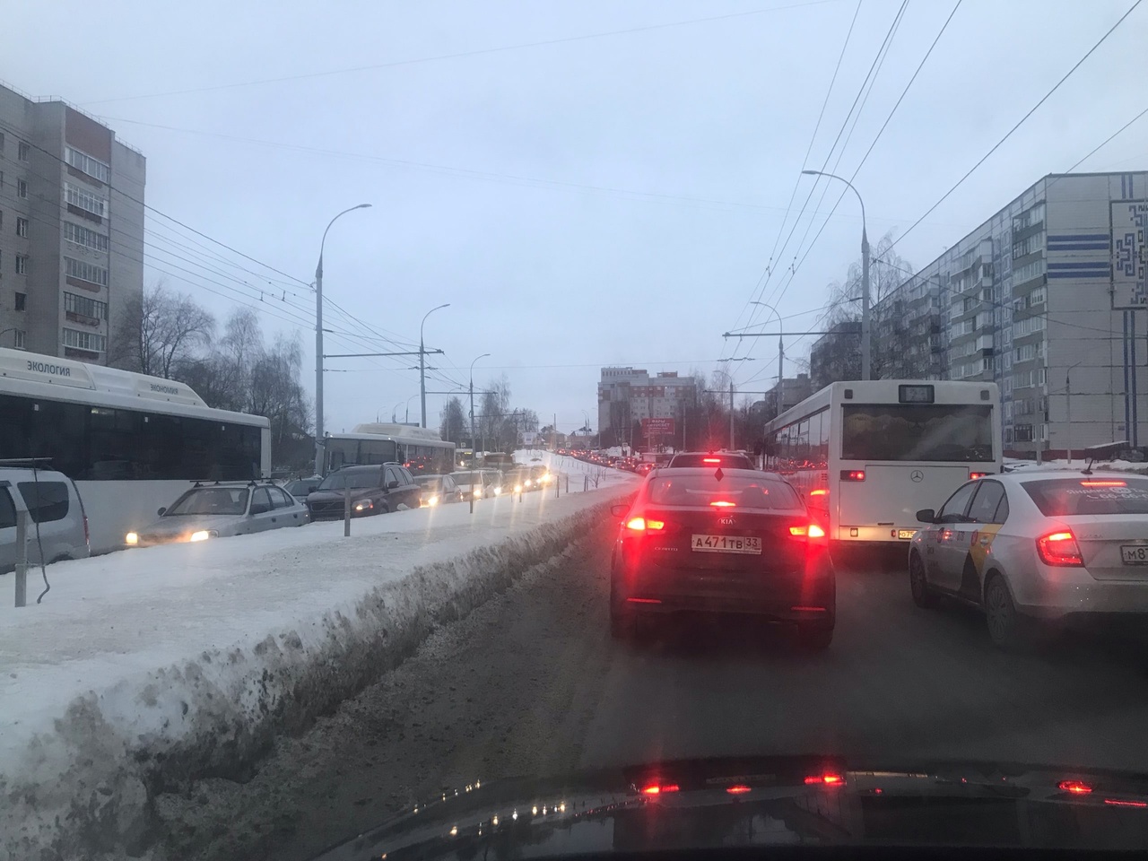 Из-за водителя-лихача во Владимире пострадал несовершеннолетний ребенок |  16.01.2023 | Владимир - БезФормата