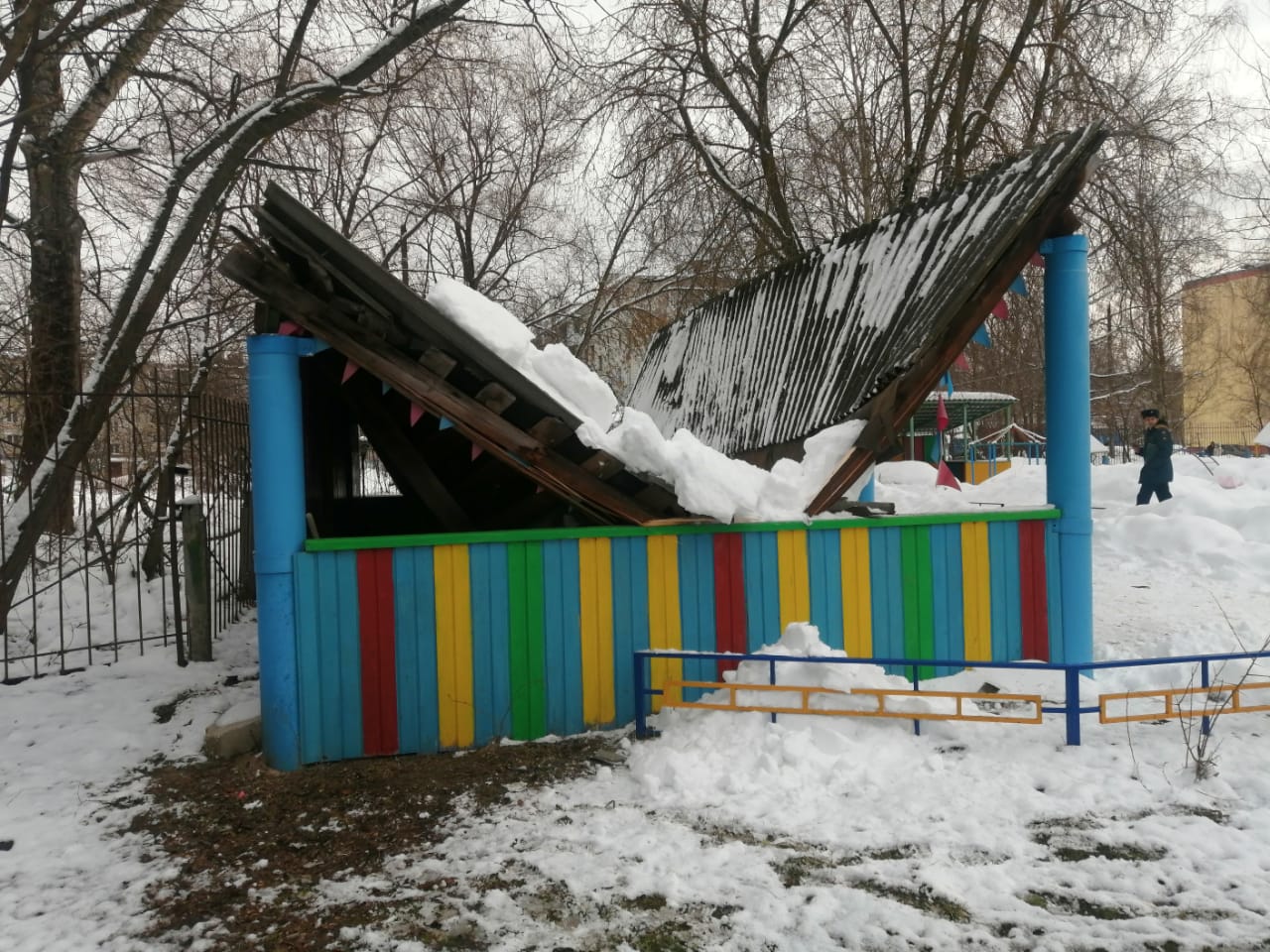 В Гусь-Хрустальном в суд передали уголовное дело об обрушении крыши веранды  в детском саду №12