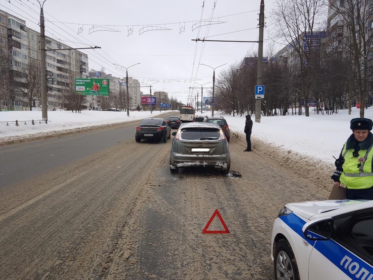 Сегодня во Владимире водитель автомобиля «Форд Фокус» на пешеходном  переходе сбил женщину