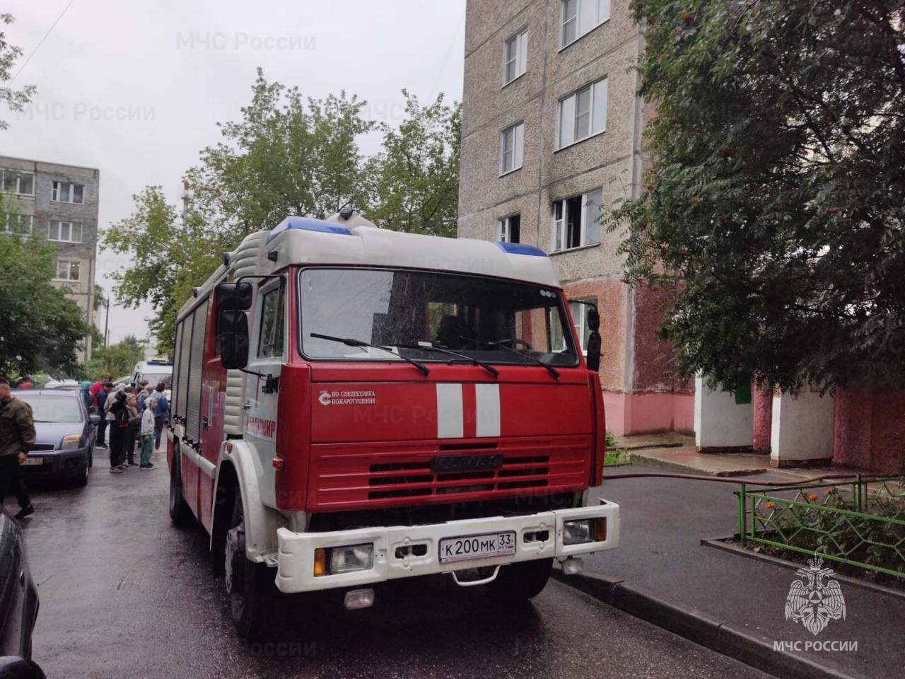 Во Владимире пожарные не смогли подъехать к дому, в котором произошло  возгорание